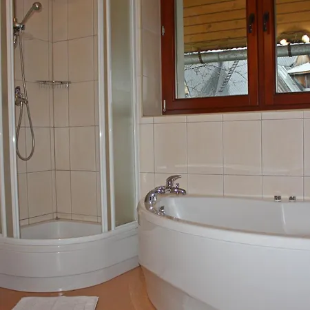 Bed & Breakfast Halka 3*